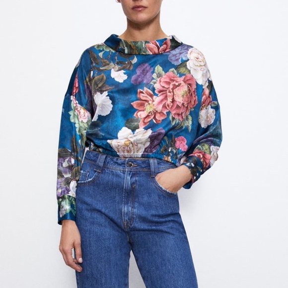 ZARA CROPPED PRINT BLOUSE SMALL - Picture 3 of 7